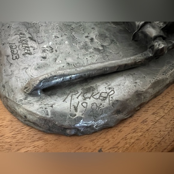 Michael A Ricker 1223 American Indian Chief On Horse Statue Sculpture 1986 - Picture 5 of 8